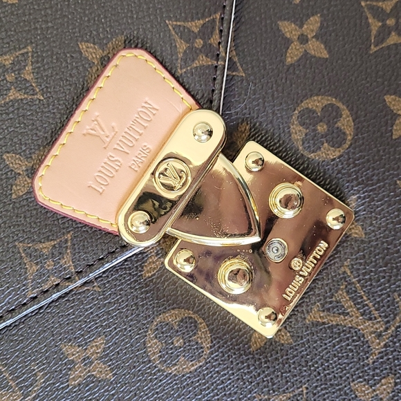 Louis Vuitton Men's Briefcase - Picture 4 of 8